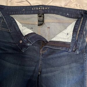 WHBM Straight Crop jeans size 6 EUC